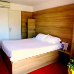 Hotel So'lodge Niort A83 2*