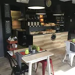 So'lodge Niort A83 Hotel 2*
