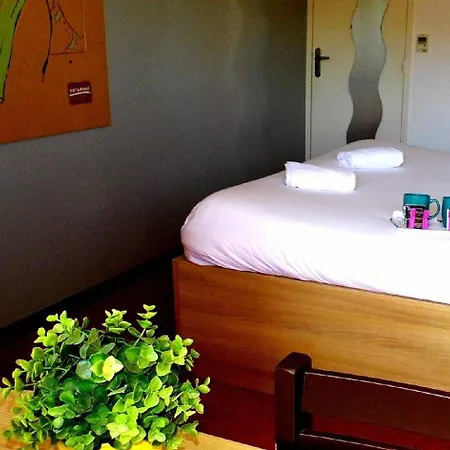 So'lodge Niort A83 Hotel 2*