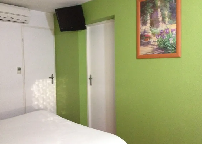 Hotel So'Lodge Niort A83 2*