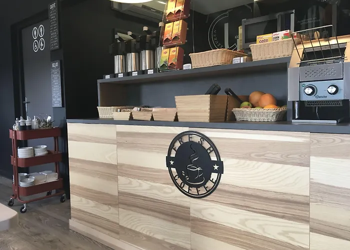 Hotel So'lodge Niort A83 2*