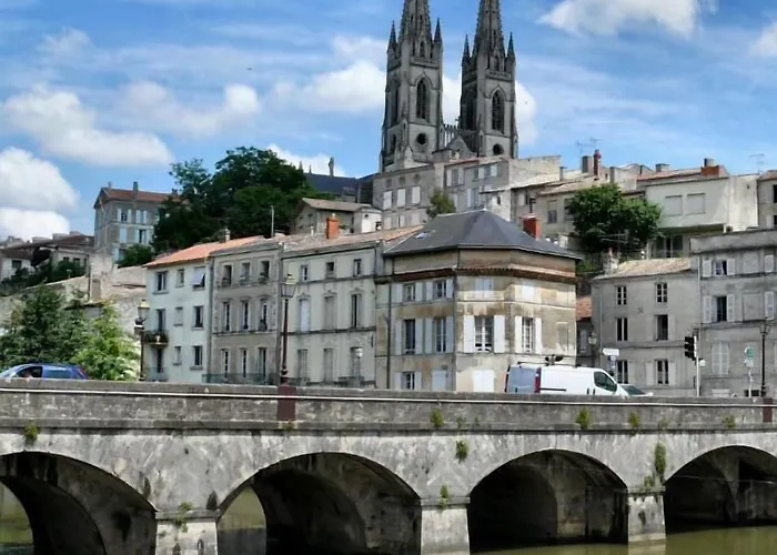 Hotel So'lodge Niort A83