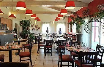 So'lodge Niort A83 Hotel 2*